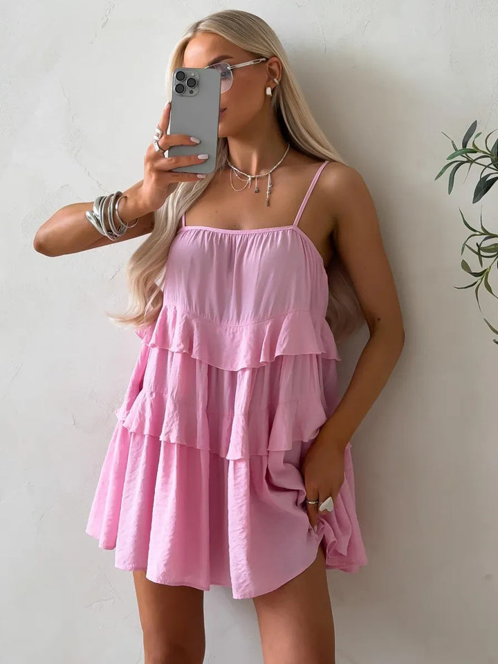 Damen Lekfull puffklänning i lätt bomullsmaterial med ruffle-detaljer Mirla-Eva Jonsson
