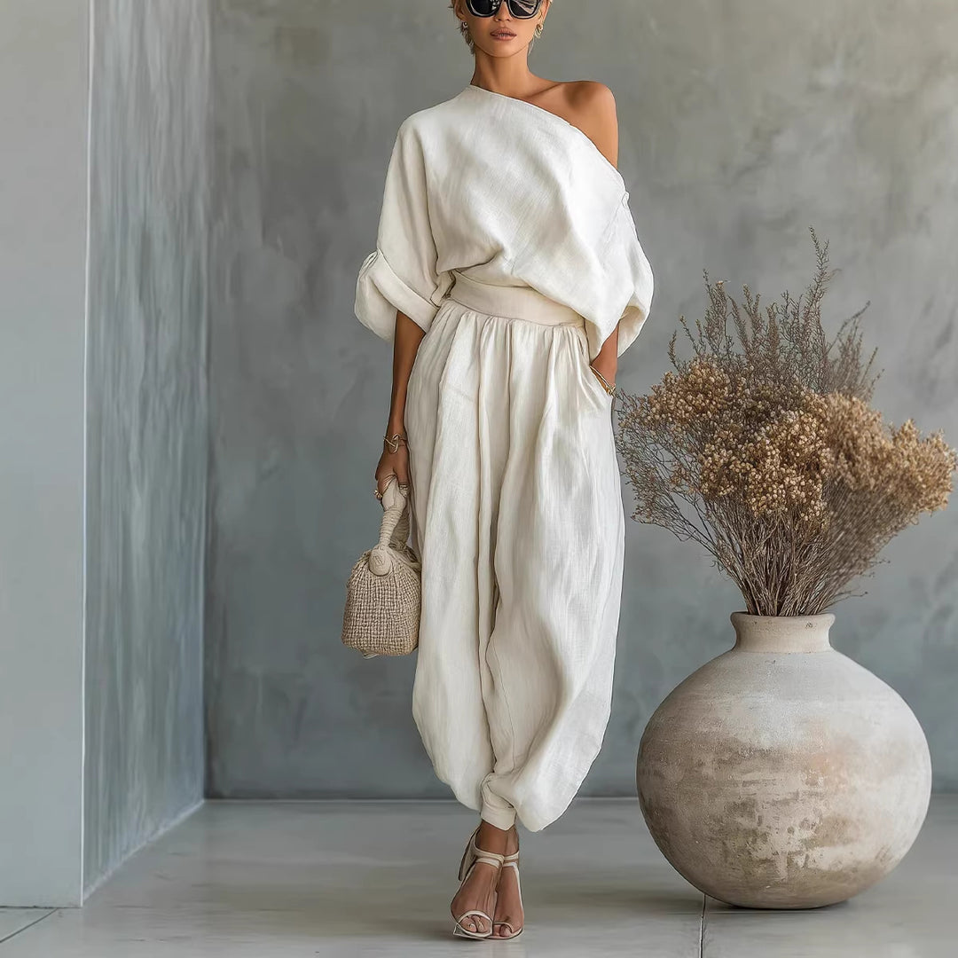Damen Lifestyle Jumpsuit mit einseitigem Ausschnitt und lockerer Silhouette Mirla-Eva Jonsson