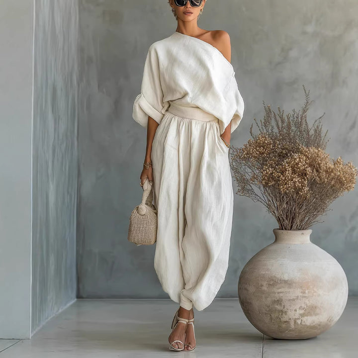 Damen Lifestyle Jumpsuit mit einseitigem Ausschnitt und lockerer Silhouette Mirla-Eva Jonsson