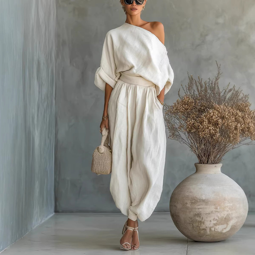 Damen Lifestyle Jumpsuit mit einseitigem Ausschnitt und lockerer Silhouette Mirla-Eva Jonsson