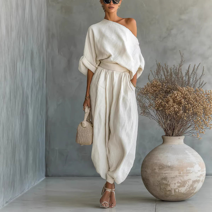 Damen Lifestyle Jumpsuit mit einseitigem Ausschnitt und lockerer Silhouette Mirla-Eva Jonsson