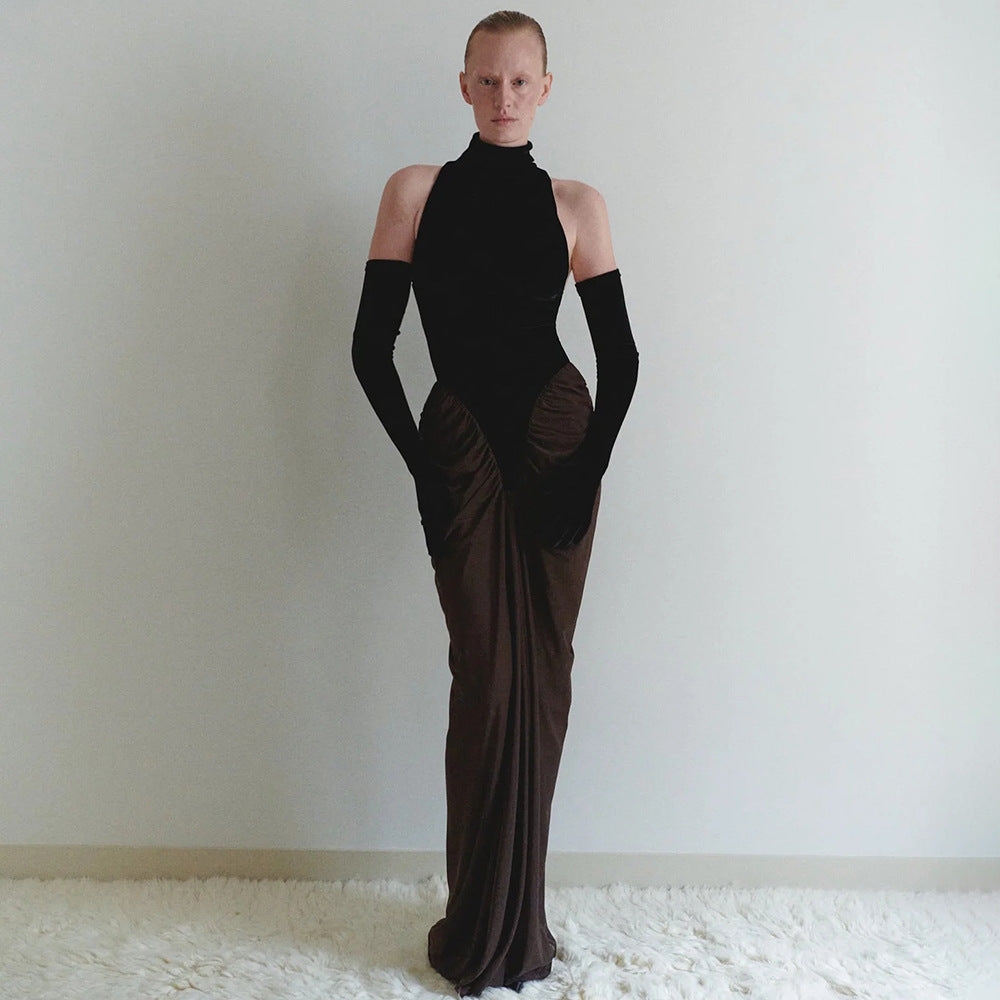 Damen Maxikjol med hög krage och konstnärlig draperingseffekt Mirla-Eva Jonsson