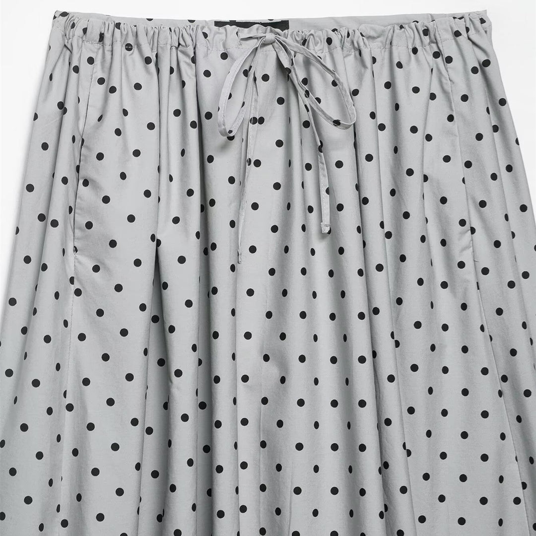 Damen Midi-kjol med lekfullt prickdesign och elastisk midjeresår Mirla-Eva Jonsson