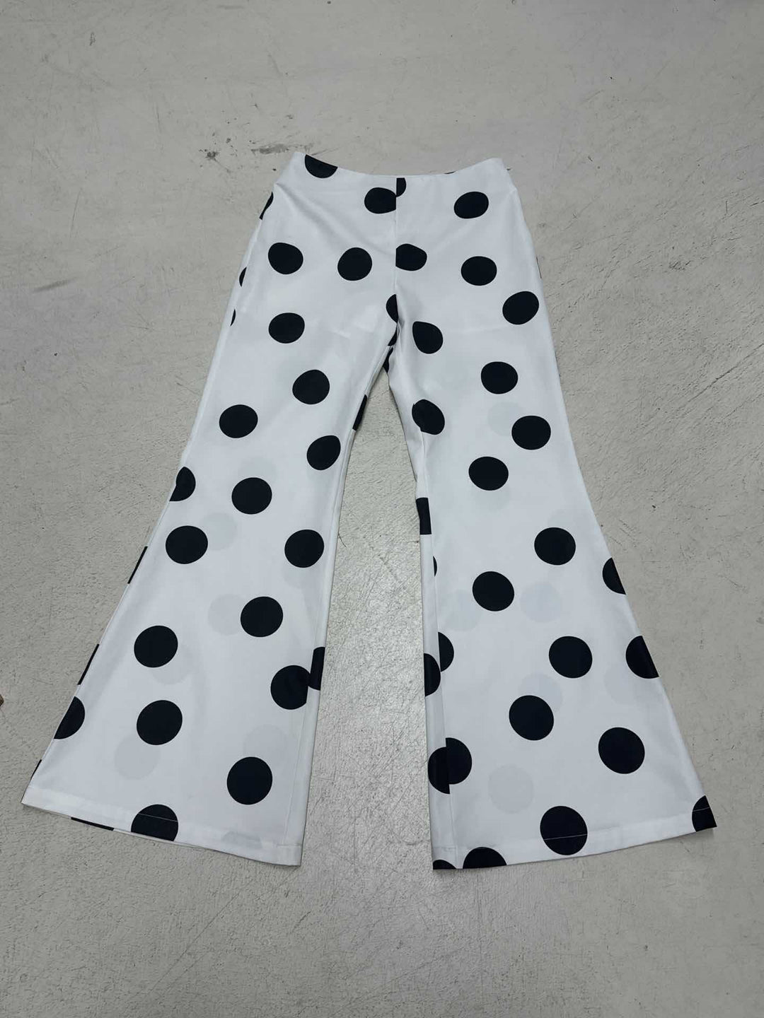 Damen Modische Schlaghose mit stilvollem Polka-Dot-Design Mirla-Eva Jonsson