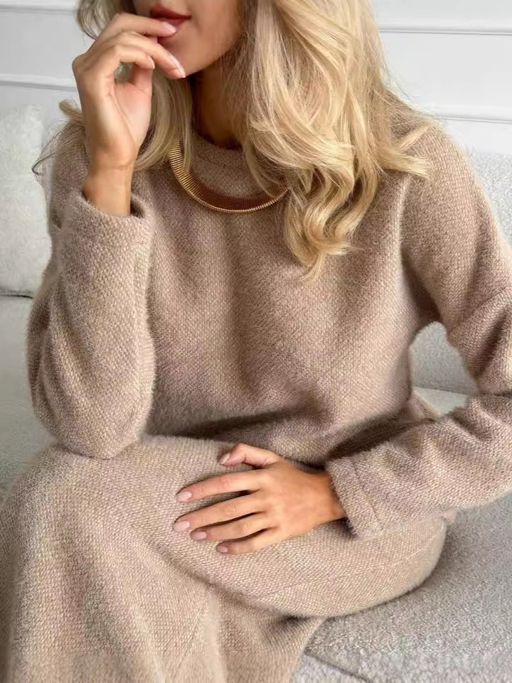 Damen Mysigt Stickat Set med Lätt Silhuett Mirla-Eva Jonsson