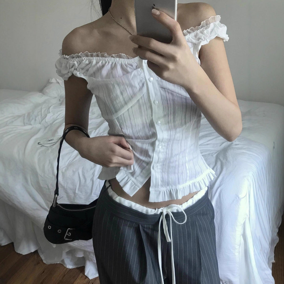 Damen Off-Shoulder Blus med volangkant och knappr detaljer Mirla-Eva Jonsson