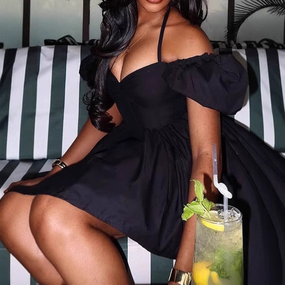 Damen Off-Shoulder Cocktailklänning med Ryschdetaljer Mirla-Eva Jonsson