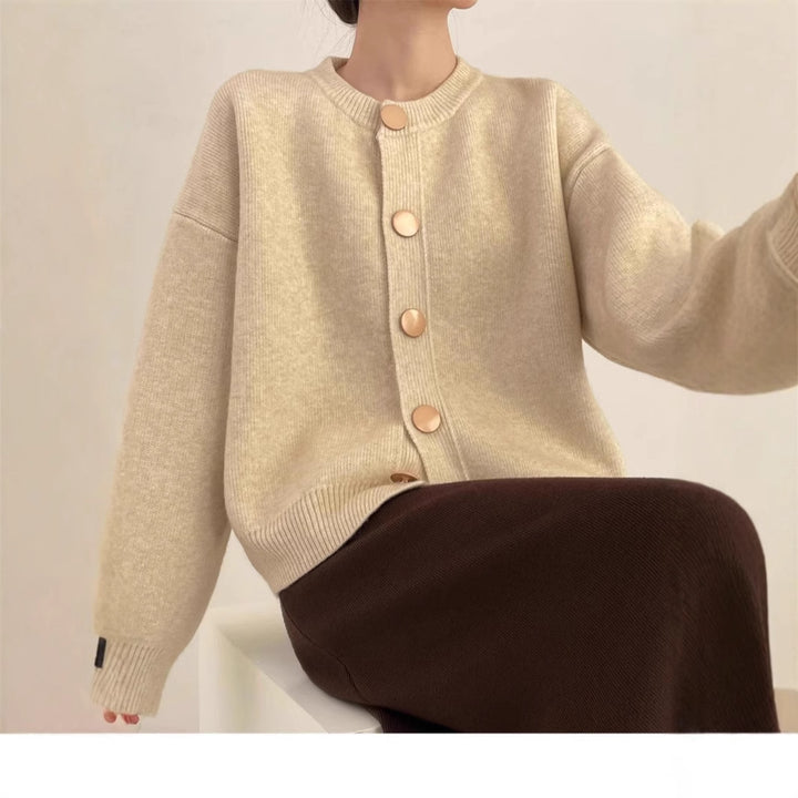 Damen Oversized Strickjacke mit großen Holzknöpfen und weitem Schnitt Eva Jonsson-Eva Jonsson