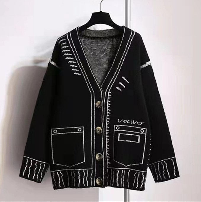 Damen Oversized Strickjacke mit kreativem Design und großen Knöpfen Mirla-Eva Jonsson