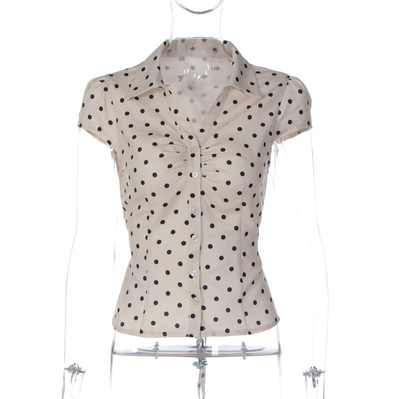 Damen Polka-Dot Bluse mit taillierter Passform und Rüschendetail Mirla-Eva Jonsson