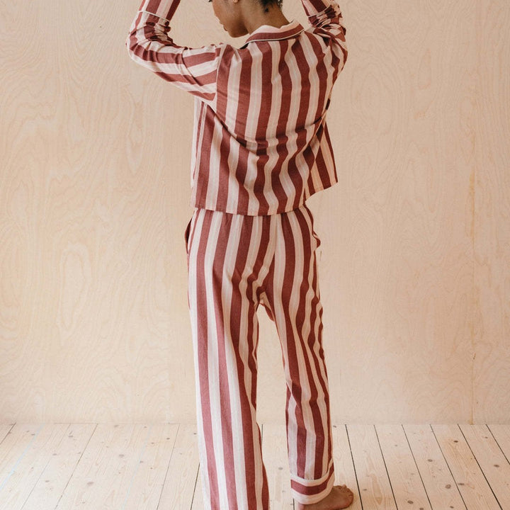 Damen Pyjama-set med modernt randigt mönster Eva Jonsson-Eva Jonsson