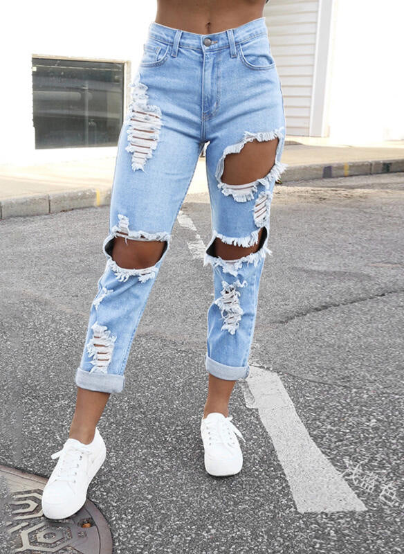 Damen Ripped Mom Jeans i avslappnad streetstyle Mirla-Eva Jonsson