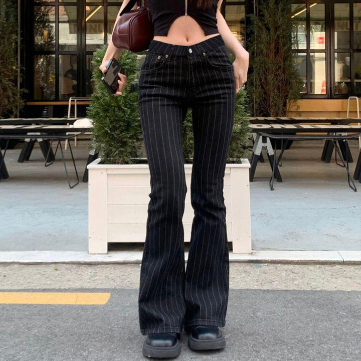 Damen Schlagjeans mit vertikalen Streifen und hohem Taillenbund Mirla-Eva Jonsson