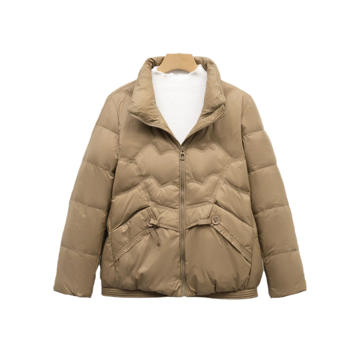 Damen Steppjacke mit dekorativen Knopfdetails und hohem Kragen Mirla-Eva Jonsson
