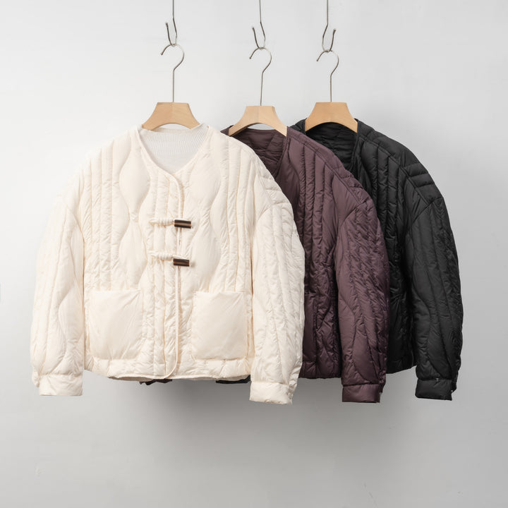 Damen Steppjacke mit praktischem Knopfverschluss und gemütlichen Taschen Mirla-Eva Jonsson