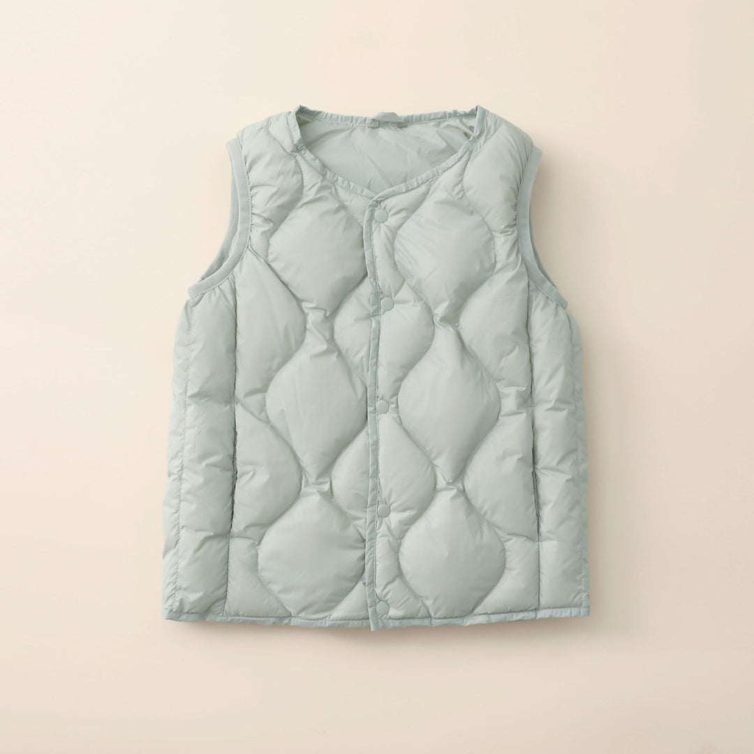 Damen Steppweste mit stylischem Quiltmuster und funktionalen Druckknöpfen Mirla-Eva Jonsson