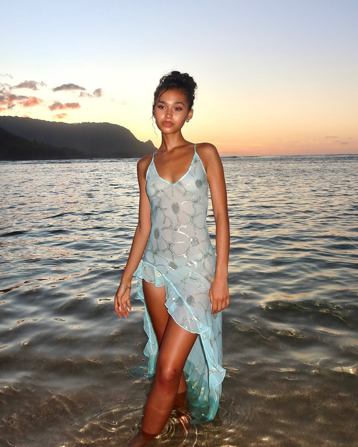 Damen Strandkleid mit transparentem Finish und asymmetrischem Saum Mirla-Eva Jonsson