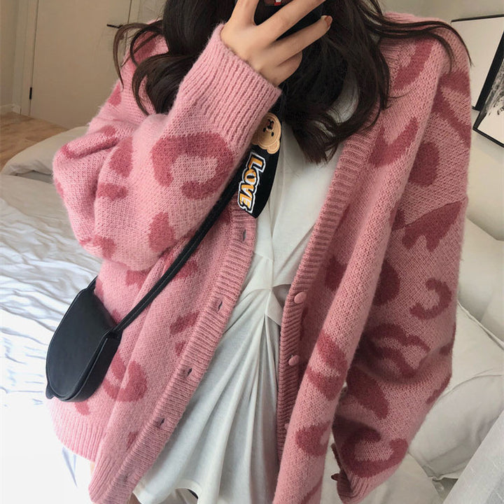 Damen Strickcardigan mit auffälligem Leopardenmuster und großzügigem Schnitt Mirla-Eva Jonsson