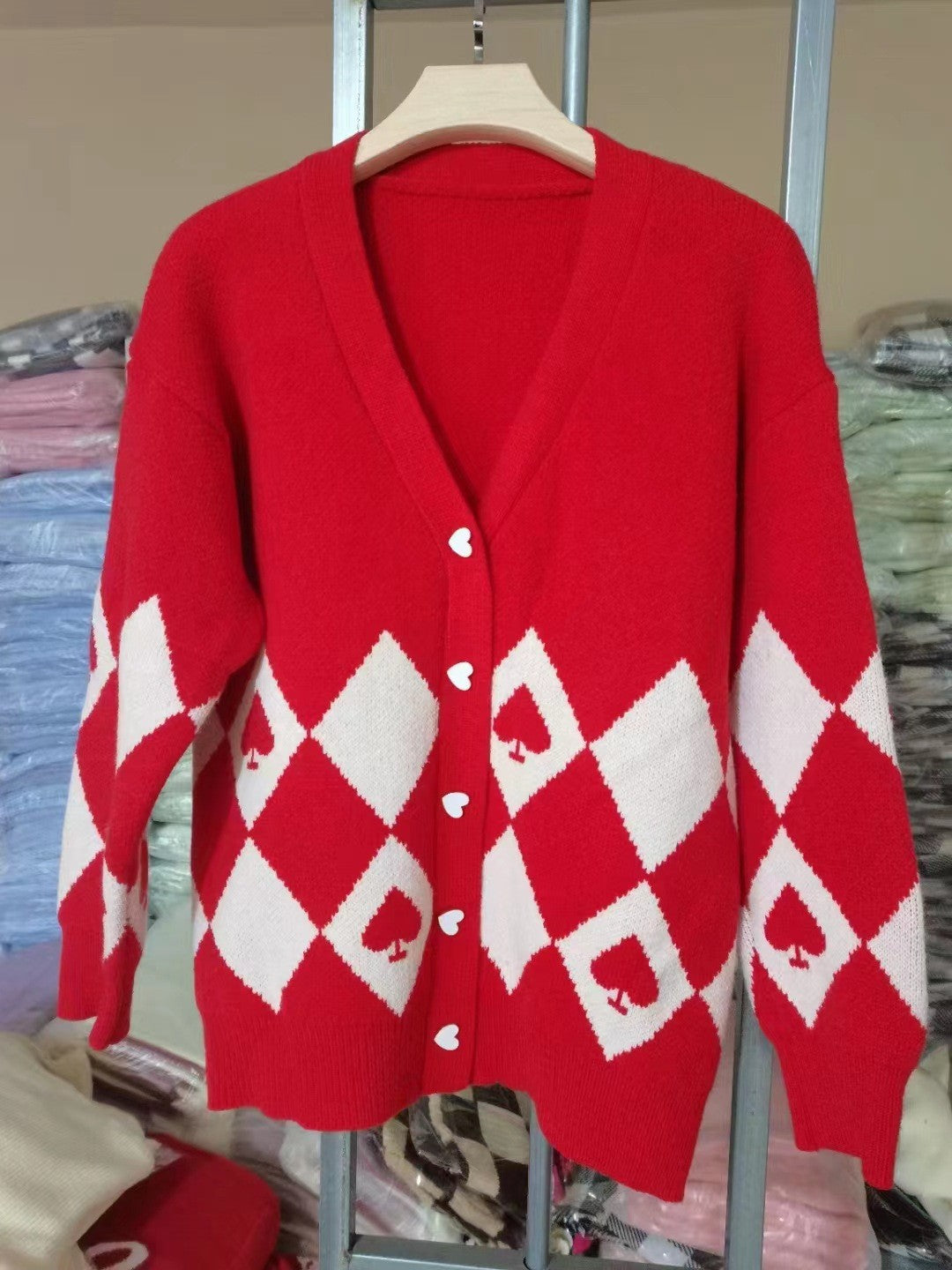Damen Strickjacke mit Herzknöpfen und Rautenmuster Mirla-Eva Jonsson