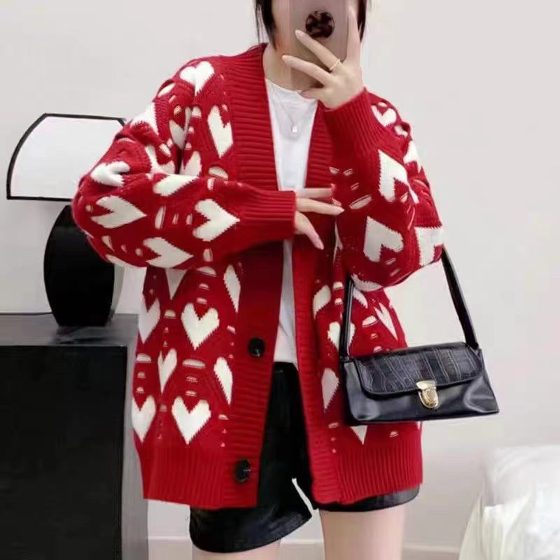 Damen Strickjacke mit Herzmotiv und luxuriösem Schnitt Mirla-Eva Jonsson