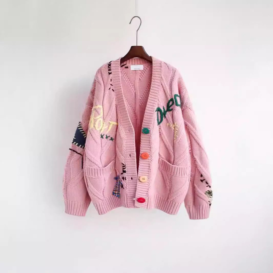 Damen Strickjacke mit buntem Motiv und praktischen Taschen Mirla-Eva Jonsson