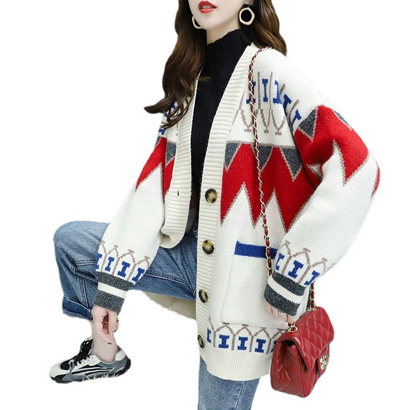 Damen Strickjacke mit farbenfrohem Design und großen Knöpfen Mirla-Eva Jonsson