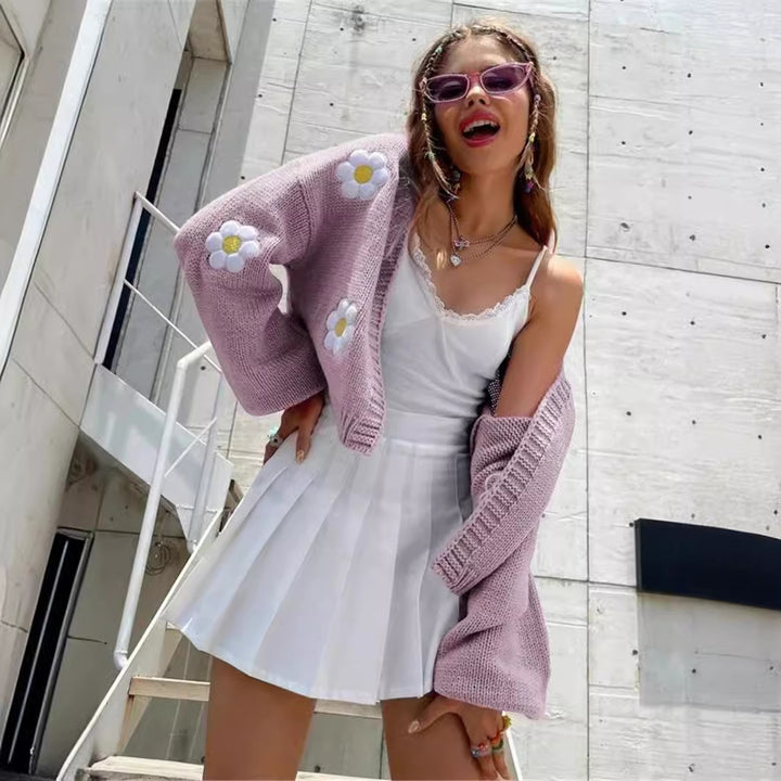 Damen Strickjacke mit floralen Applikationen Mirla-Eva Jonsson
