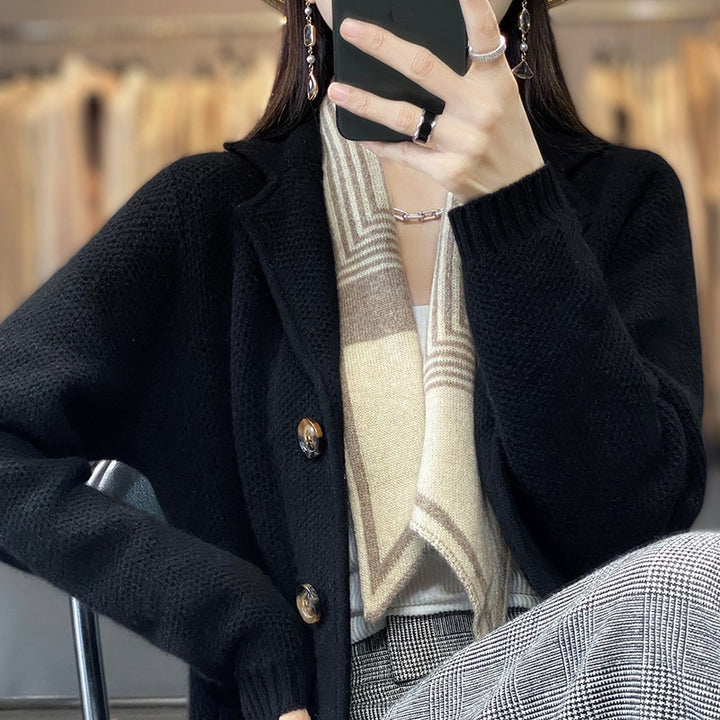 Damen Strickjacke mit oversized Schnitt und lässigem Kragen Mirla-Eva Jonsson