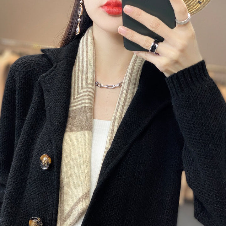 Damen Strickjacke mit oversized Schnitt und lässigem Kragen Mirla-Eva Jonsson