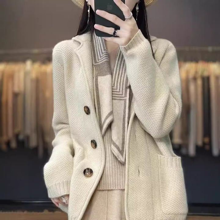 Damen Strickjacke mit oversized Schnitt und lässigem Kragen Mirla-Eva Jonsson