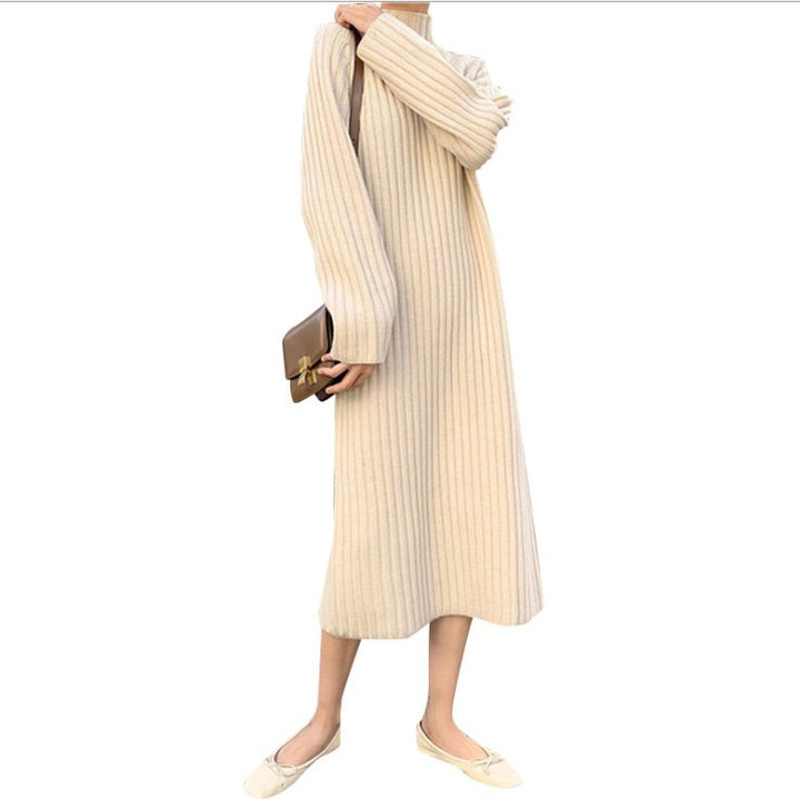Damen Strickkleid mit ansprechendem Rippdesign und eleganten Schnittdetails Mirla-Eva Jonsson