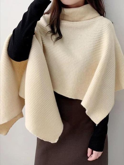 Damen Strickponcho mit hohem Kragen und asymmetrischem Schnitt Mirla-Eva Jonsson
