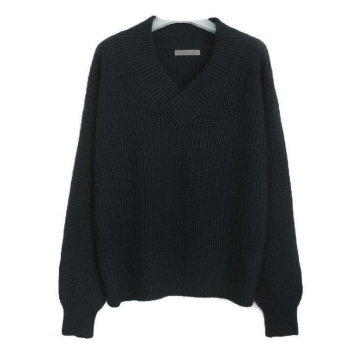 Damen Strickpullover im lässigen Oversized-Stil mit V-Ausschnitt Mirla-Eva Jonsson