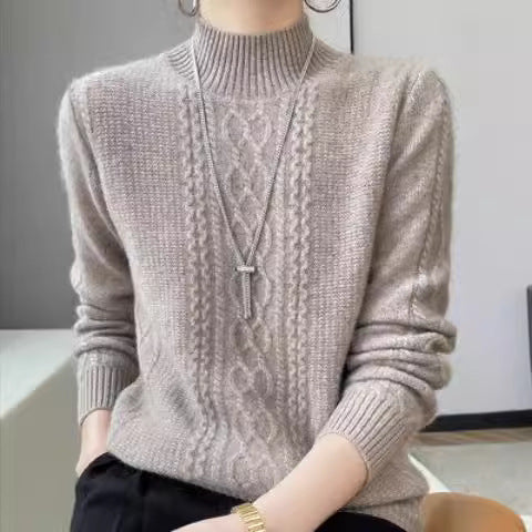 Damen Strickpullover mit elegantem Zopfmuster und hoch geschlossenem Kragen Mirla-Eva Jonsson