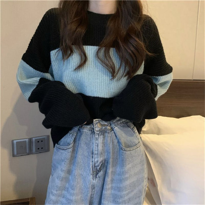 Damen Strickpullover mit weit geschnittenen Ärmeln und kontrastierendem Design Mirla-Eva Jonsson