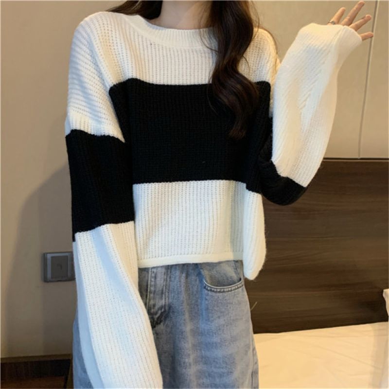 Damen Strickpullover mit weit geschnittenen Ärmeln und kontrastierendem Design Mirla-Eva Jonsson
