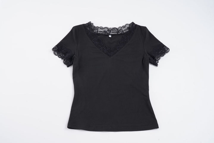 Damen T-Shirt med elegant spetsdetalj Mirla-Eva Jonsson