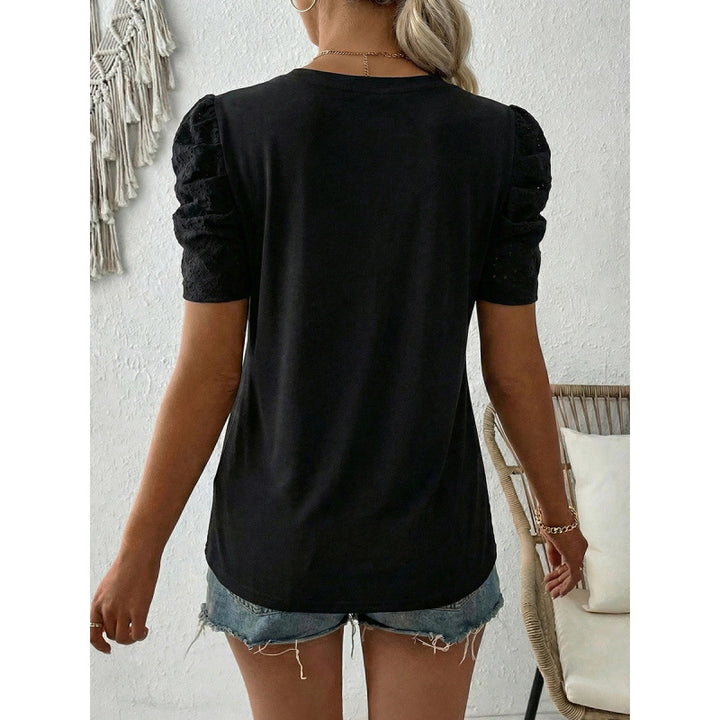 Damen T-shirt med puffärmar och spetsapplikationer Mirla-Eva Jonsson