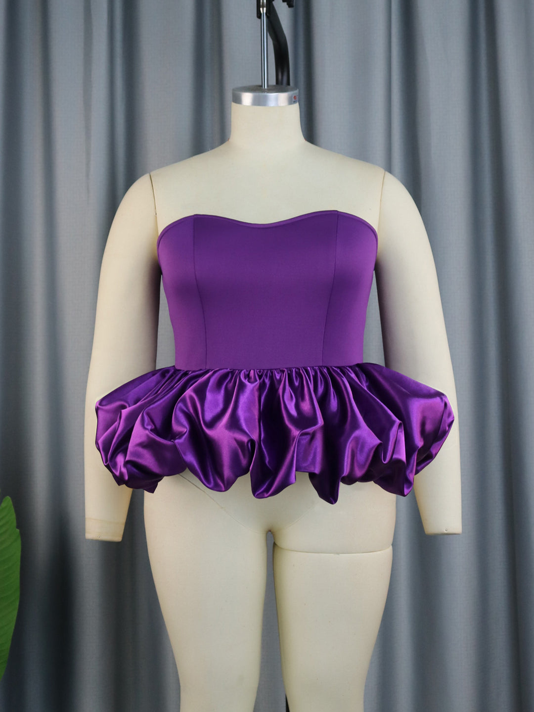 Damen Trendy Bustier med volangavslutning Mirla-Eva Jonsson