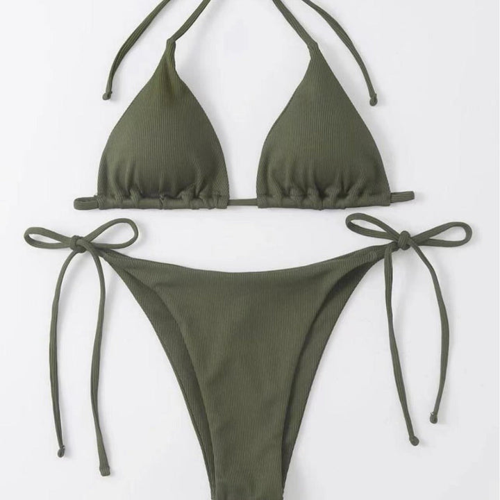 Damen Triangel-Bikini-Set med justerbara bindband och ribbat design Mirla-Eva Jonsson