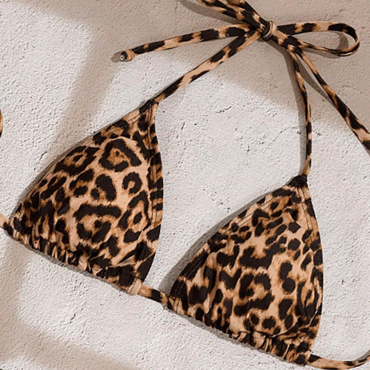 Damen Triangel-Bikini mit Rüschenslip und durchsichtiger Overlay Mirla-Eva Jonsson