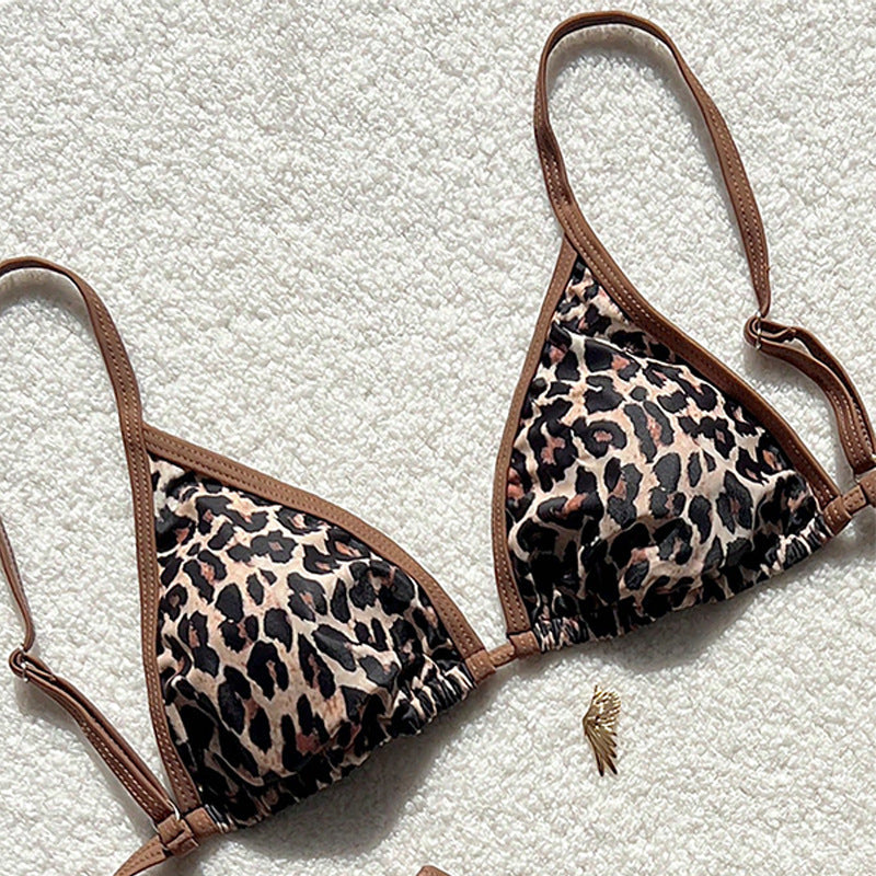 Damen Triangel-Bikini mit exotischem Print und verstellbaren Trägern Mirla-Eva Jonsson