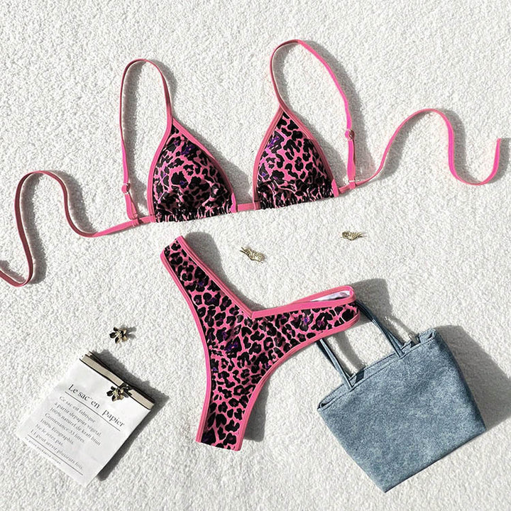 Damen Triangel-Bikini mit exotischem Print und verstellbaren Trägern Mirla-Eva Jonsson