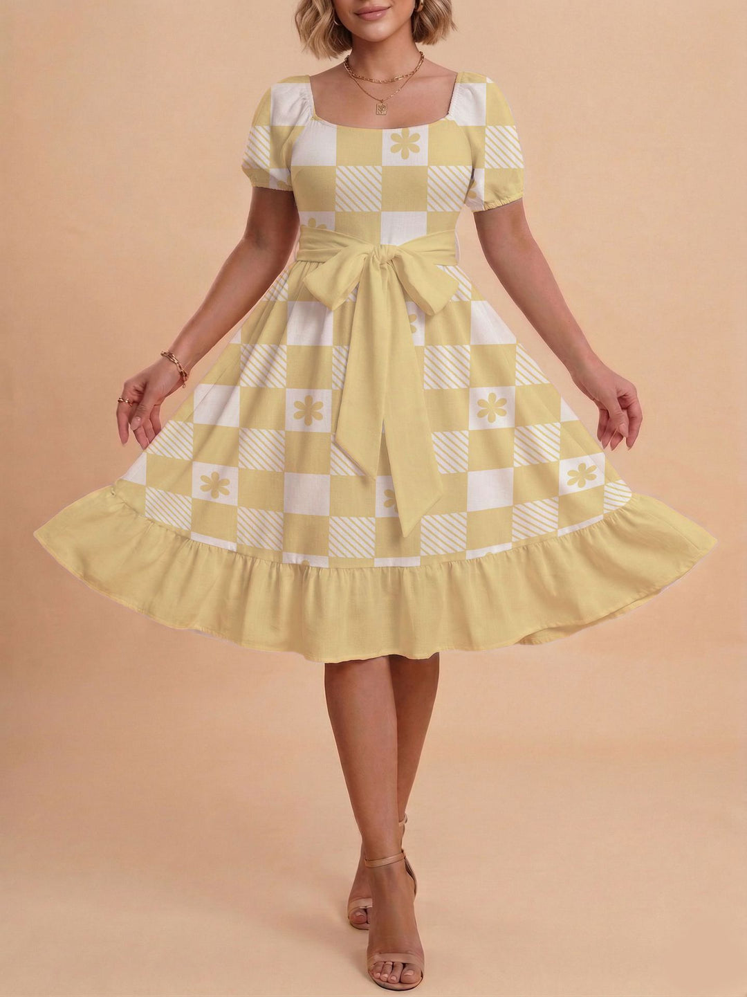 Damen Verspieltes Maxikleid mit Bärenmuster und taillierbarem Band Mirla-Eva Jonsson