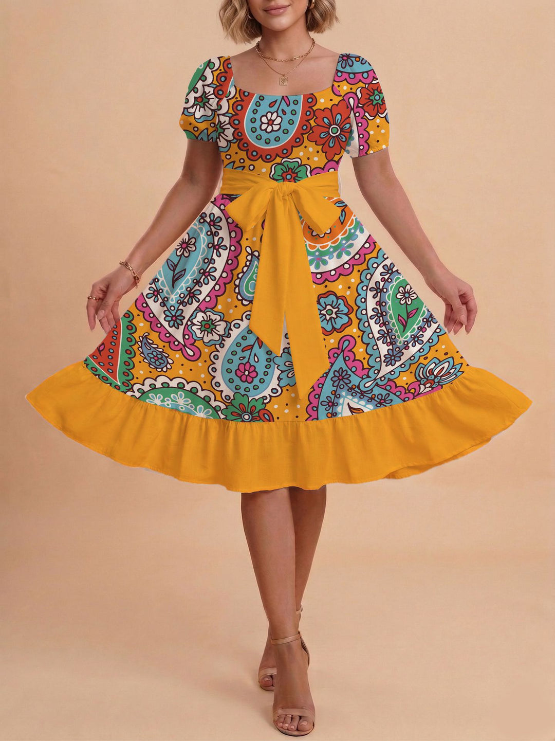 Damen Verspieltes Maxikleid mit Bärenmuster und taillierbarem Band Mirla-Eva Jonsson