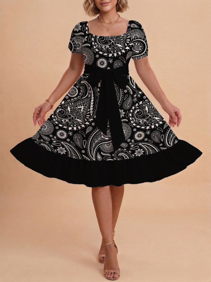 Damen Verspieltes Maxikleid mit Bärenmuster und taillierbarem Band Mirla-Eva Jonsson