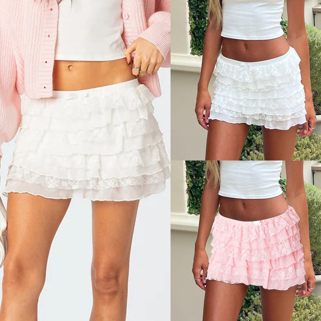 Damen Volantshort med elegant spetsdekoration Mirla-Eva Jonsson