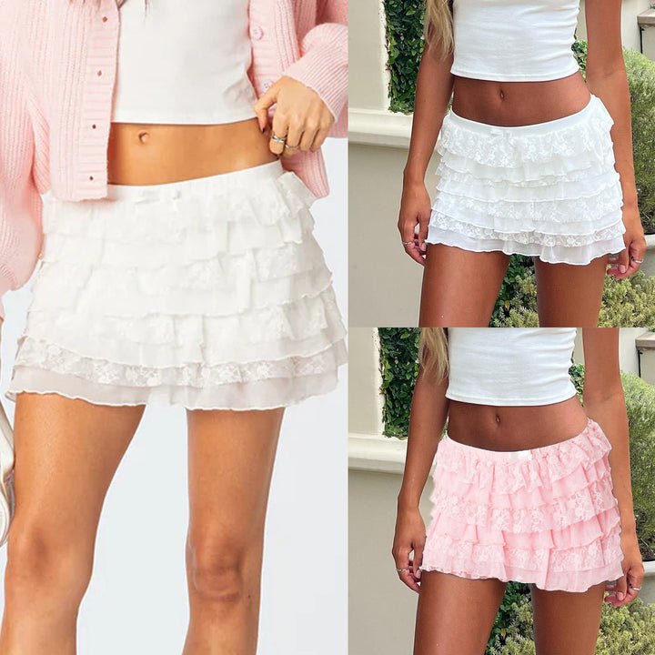 Damen Volantshort med elegant spetsdekoration Mirla-Eva Jonsson