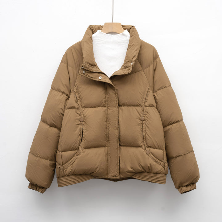 Damen Voluminöse Steppjacke mit modernem Kragen und praktischen Taschen Mirla-Eva Jonsson
