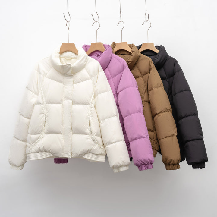 Damen Voluminöse Steppjacke mit modernem Kragen und praktischen Taschen Mirla-Eva Jonsson